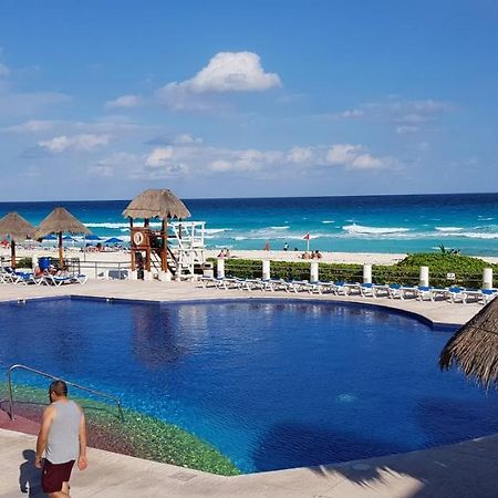 Marlin Turquesa Departamentos Frente Al Mar Apartment Cancun Luaran gambar