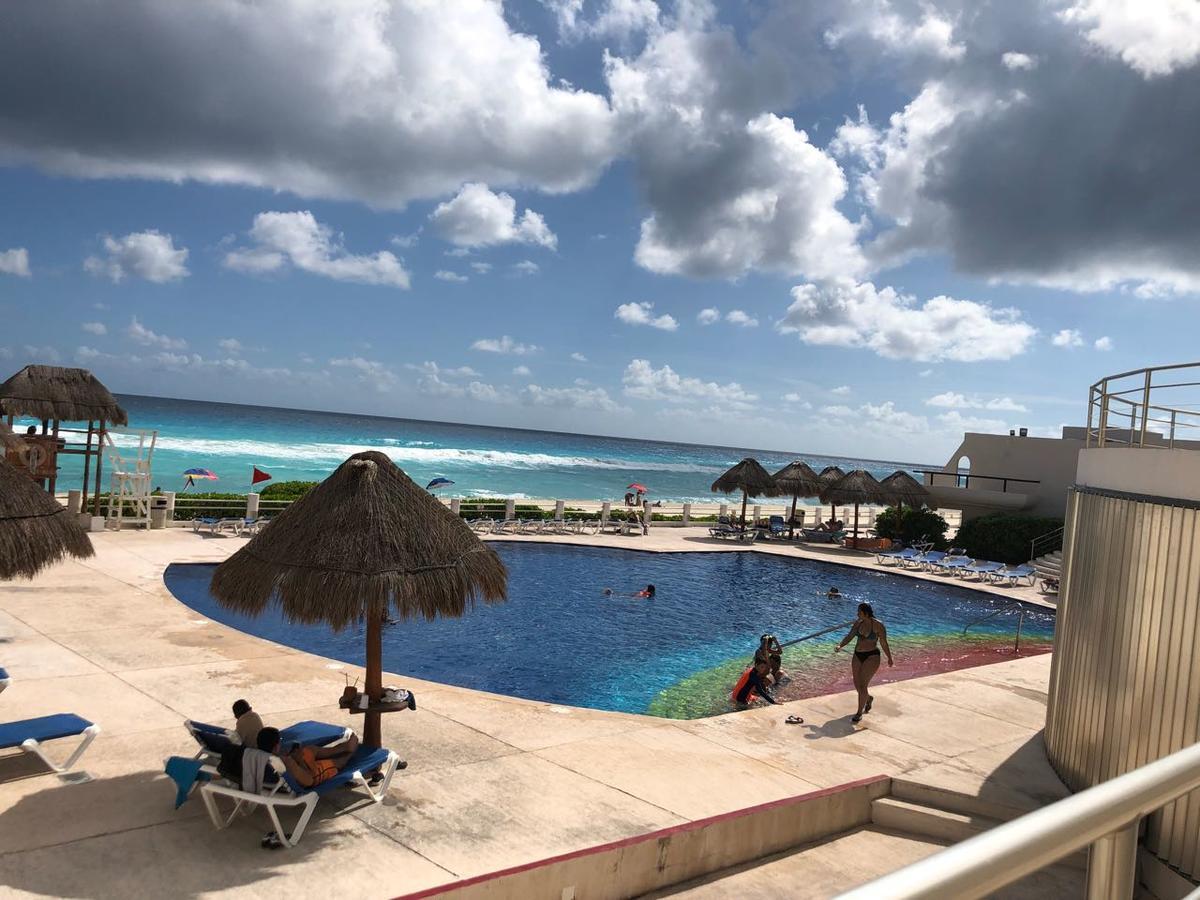 Marlin Turquesa Departamentos Frente Al Mar Apartment Cancun Luaran gambar